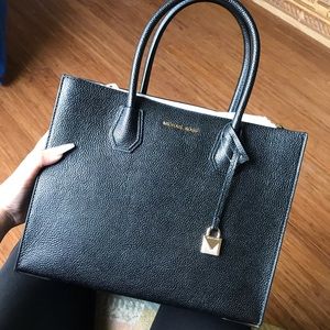 Black Large Mercer Michael Kors